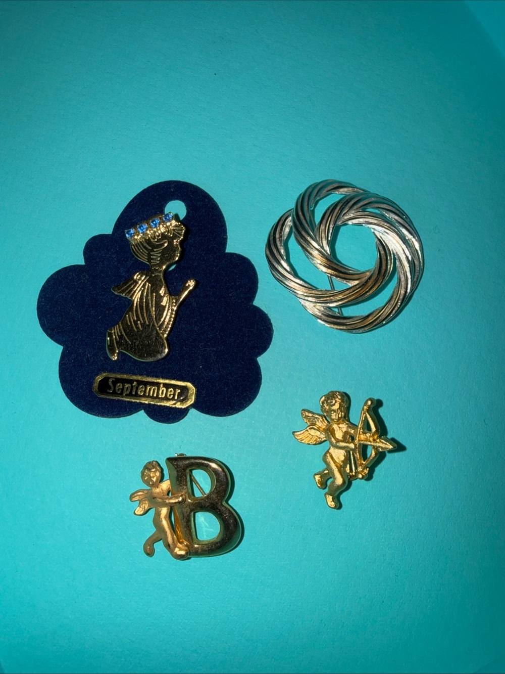 Boutique Mixed Pins/Brooches